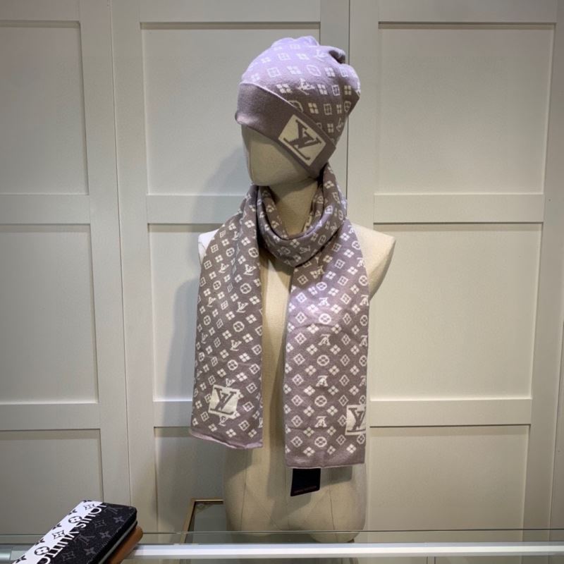 Louis Vuitton Caps Scarfs